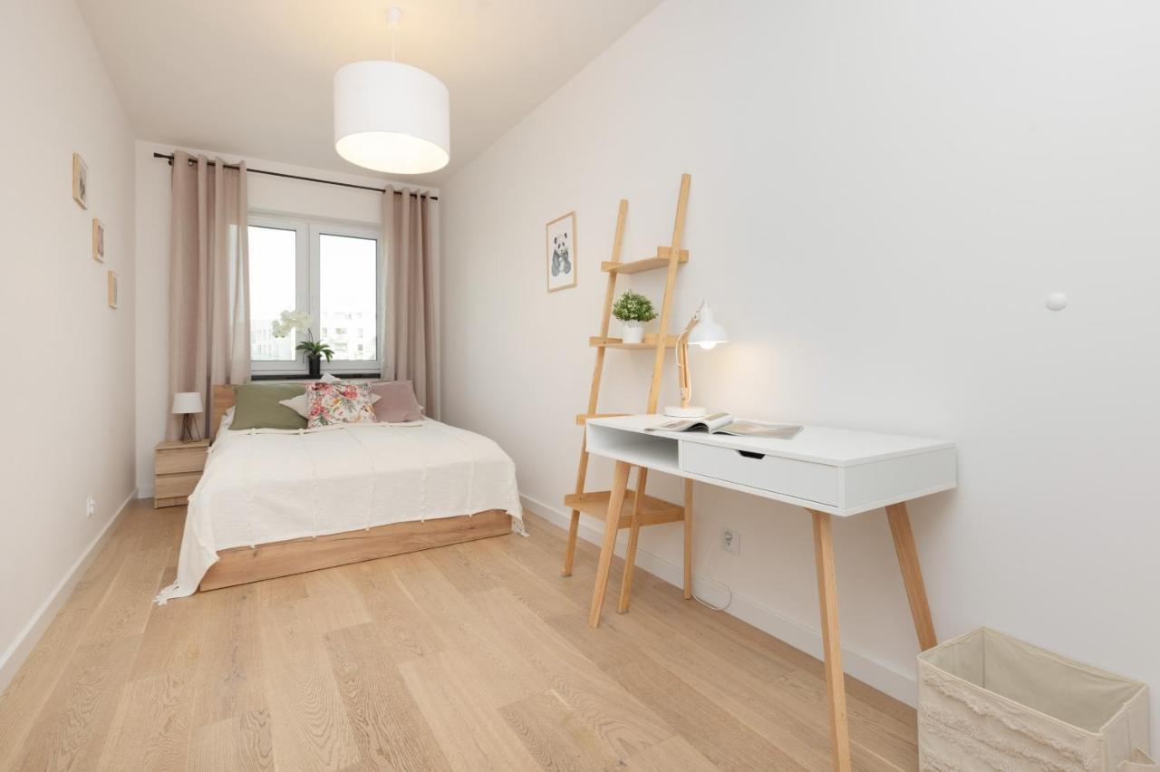Appartement Modern & Bright With Parking And Balcony By Renters
