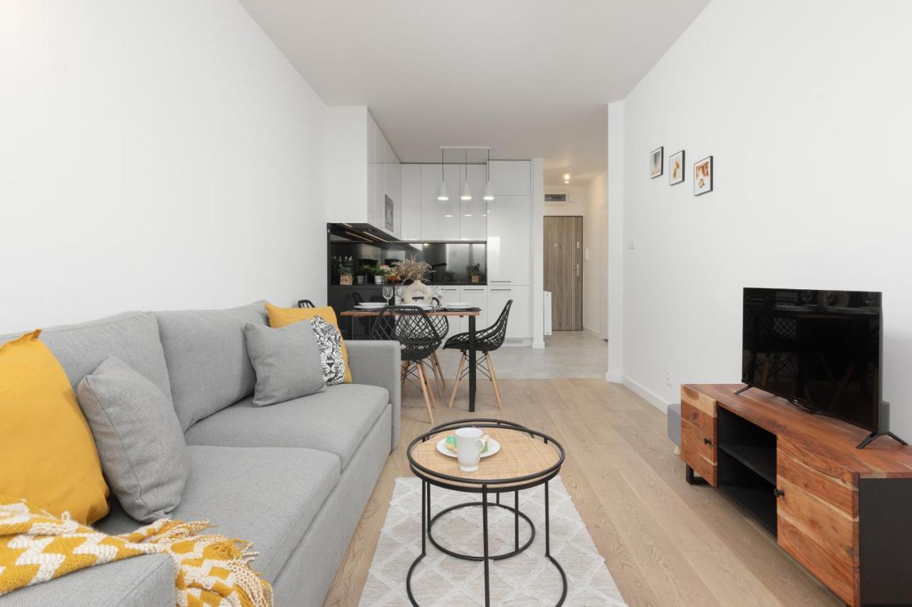 Appartement Modern & Bright With Parking And Balcony By Renters *