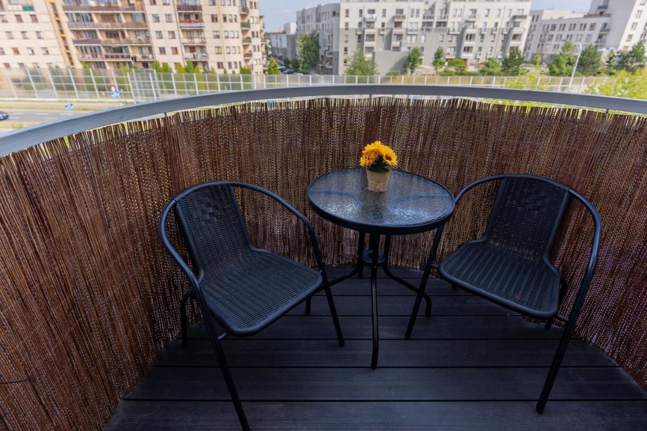 Appartement Modern & Bright With Parking And Balcony By Renters *